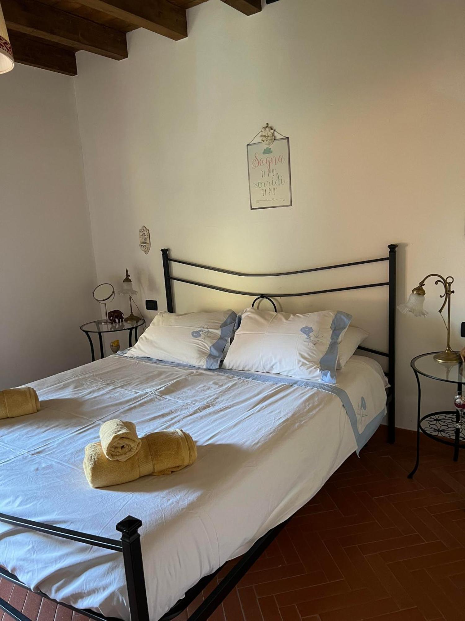 Casa Boru - A Beautiful Fully Restored Spacious House With Fantastic Views Calice al Cornoviglio Εξωτερικό φωτογραφία