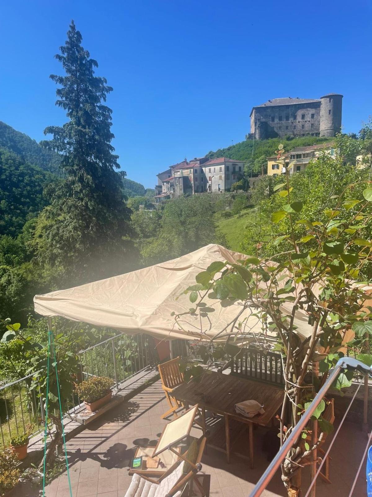 Casa Boru - A Beautiful Fully Restored Spacious House With Fantastic Views Calice al Cornoviglio Εξωτερικό φωτογραφία
